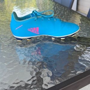 Youth adidas x speed flow  soccer cleats size 1.5